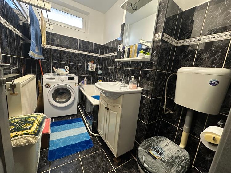Apartament 2 camere decomandat - Zona Mioritei