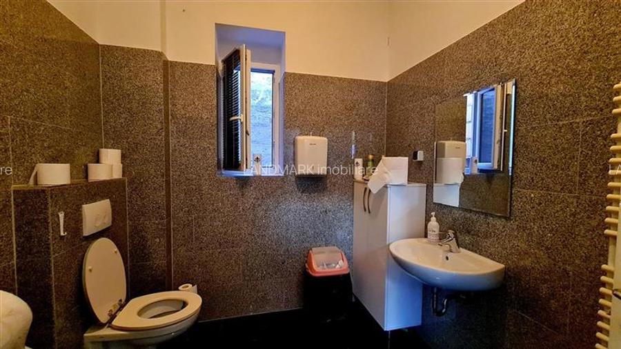 Birouri de inchiriat Central, cladire noua,  parcare privata - 11