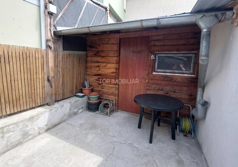 Casa Individuala Parter cu 3 Camere si 130 Mp Teren in Tei - 10