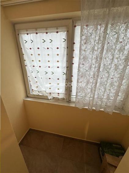 Decomandat la etajul 1 aproape de Iulius Mall - 6