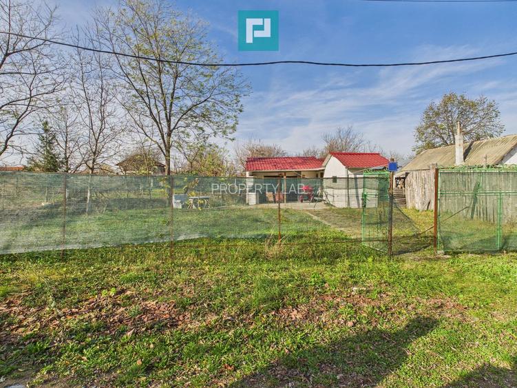 Casuță cu priveliște panoramică spre Cetatea Șiria - 18