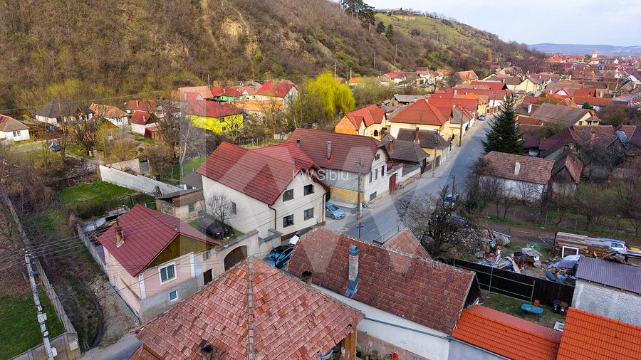 Casă cu farmec între munți - Refugiu ideal în Săliște - 10