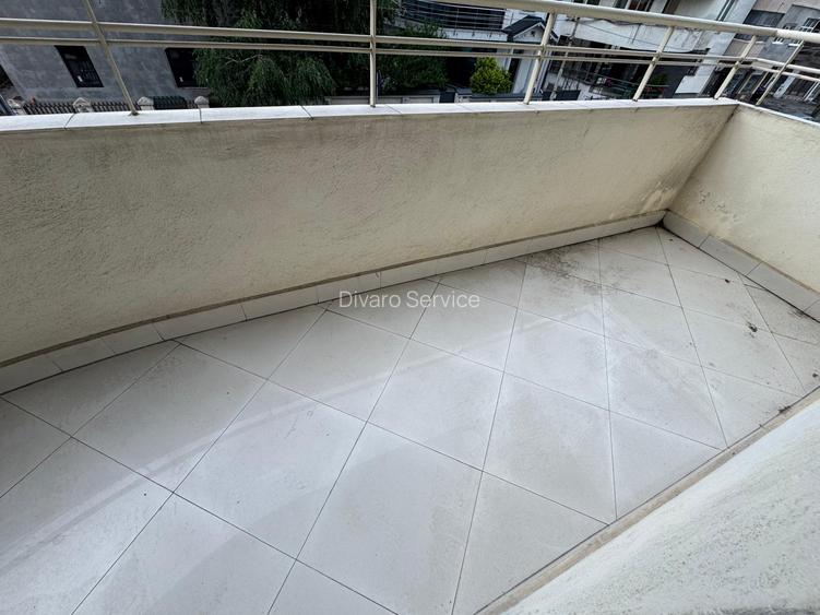 Inchiriere vila etajele 1+2+M Cotroceni metrou spital Eroilor imobil 2002 - 15