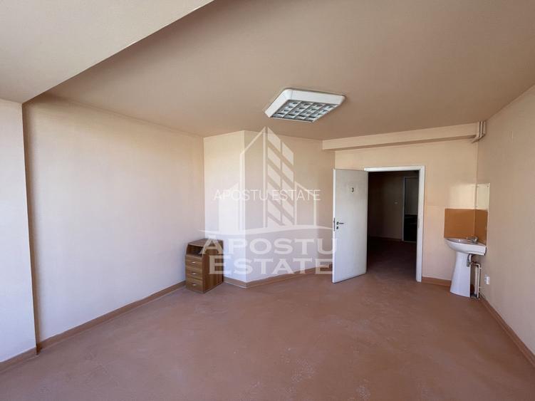 Spatiu comercial S+P+2E, 284 mp, Zona Kaufland Elisabetin - 2