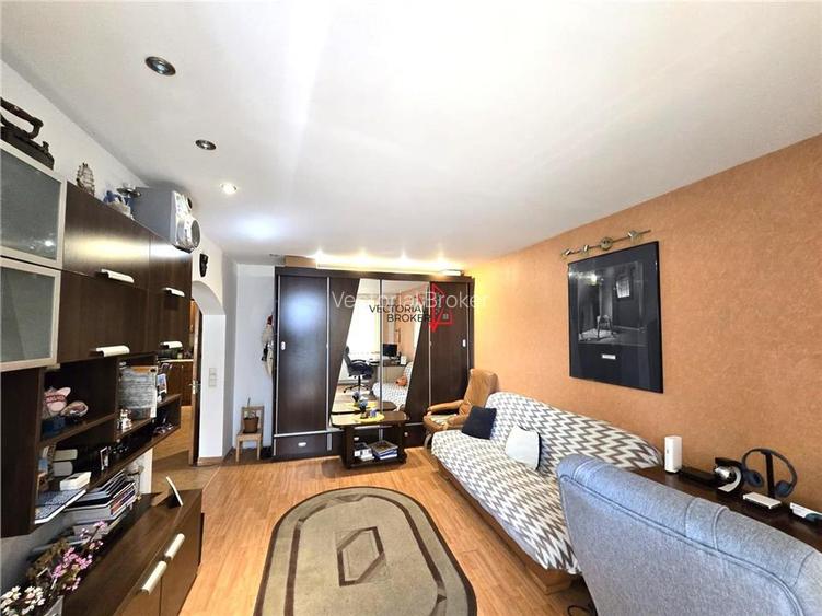 Centrala termica, et.4, decomandat Doamna Ghica Scoala Grigore Ghica - 9