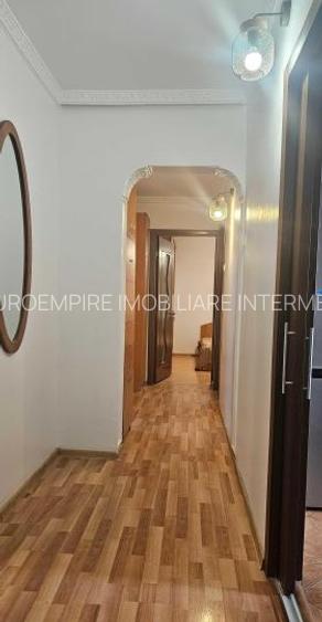 Apartament 3 camere decomandate zona Inel 2 - 21