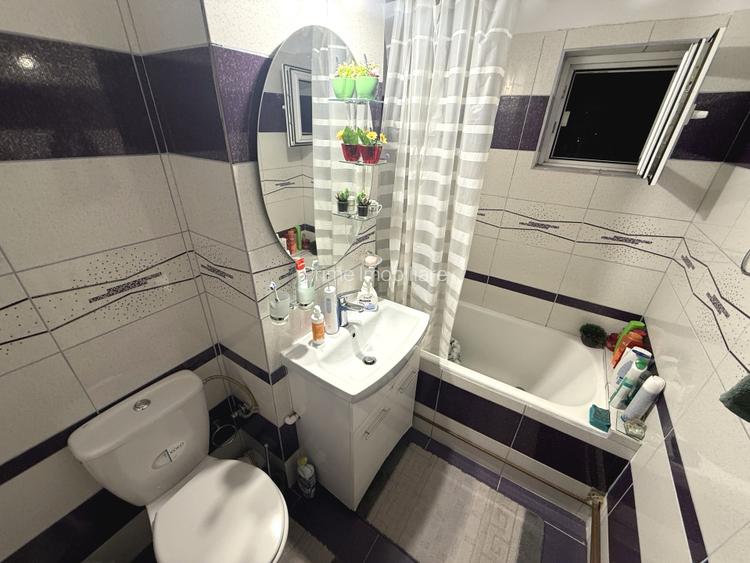 Apartament cu 2 camere de vanzare | Zona - Hotel Cetate | 1 PARCARE . - 3