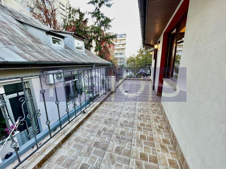 VANZARE VILA ELEGANTA BANU MANTA PIATA VICTORIEI 170MP 5 CAMERE 3 BAI - 13