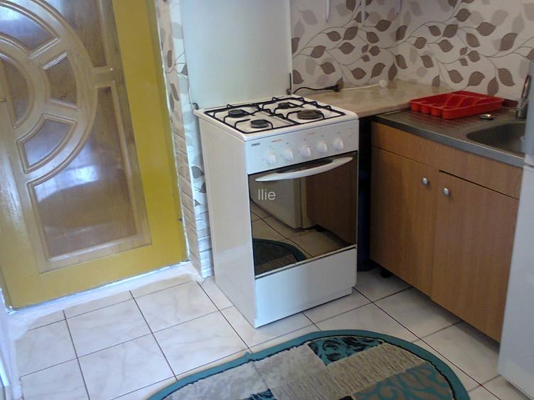 Inchiriere garsonieră zona Far/ Blla. - 6