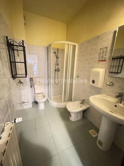 Circumvalatiunii | Casa individuala | 6 camere | Garaj - 21