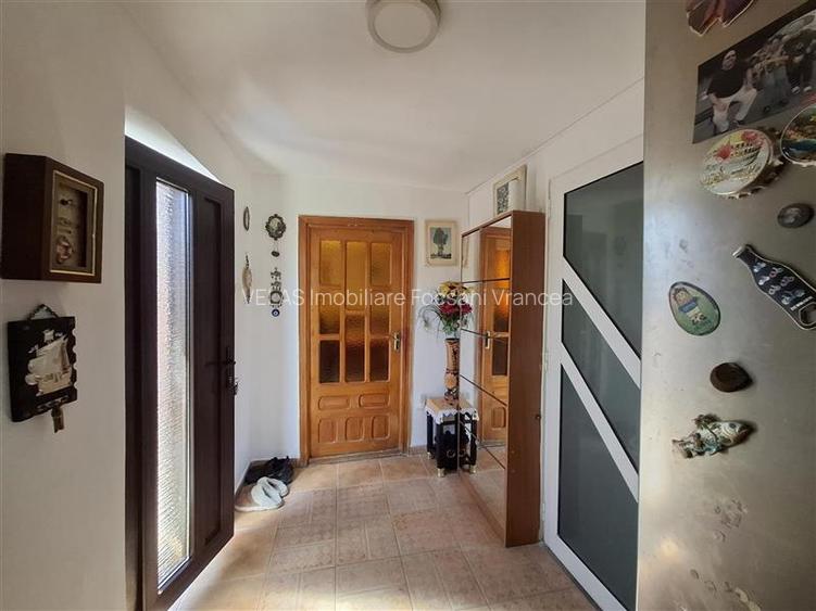 Casa Focsani, cu teren 1006 mp, CT - 3