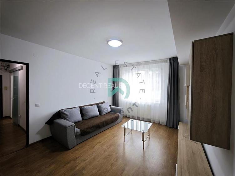 Inchiriez 2 camere, Cinema Patria, Brasov - 5