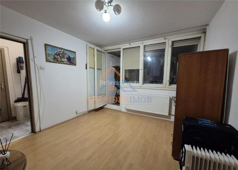 Apartament de vanzare cu 3 camere, zona Dristor - 5