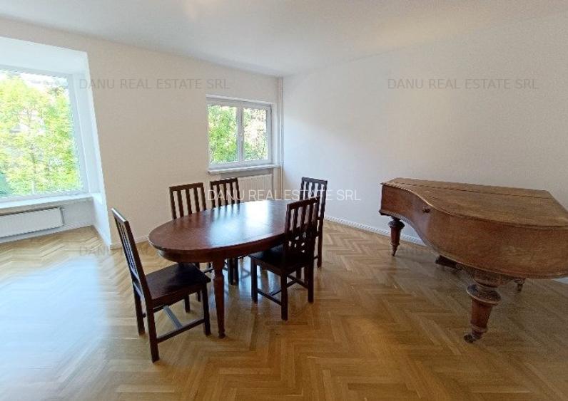 Casă deosebită de vânzare în centrul istoric al Brașovului - 3