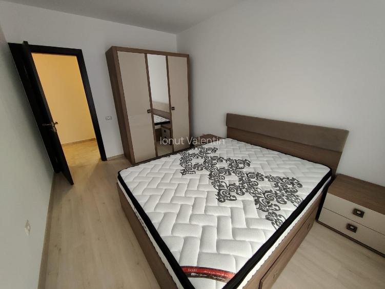 Inchiriez apartament 3 camere 2 bai etaj 2  Subcetate  - 8