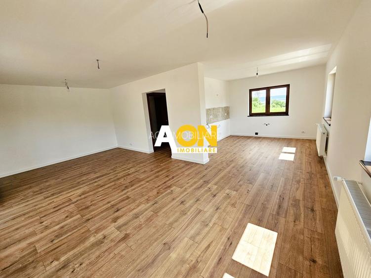 1/2 Duplex, 4 camere, 449 mp teren, asfalt, toate utilitatile, Cetate - 6