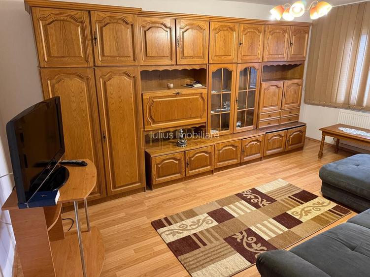 3 camere,  zona Lunei-Complexul Studentesc, la 3 minute de facultatea FEAA - 2