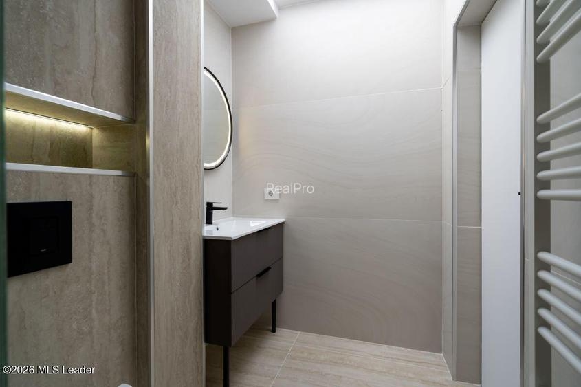 Iancu Nicolae - Vila high-end pe malul lacului, Gradina cu Ponton - 24