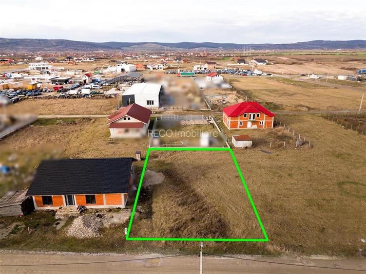 RECO Teren intravilan pentru loc de casa  hala industriala  700 mp Osorhei - 8