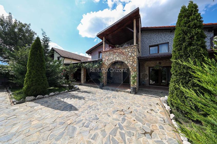 Conac, proprietate unica, in mijlocul naturii, Sacele! - 6