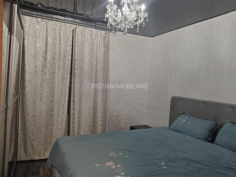 TOTUL NOU, MOBILAT SI UTILAT, parter Independentei - 4