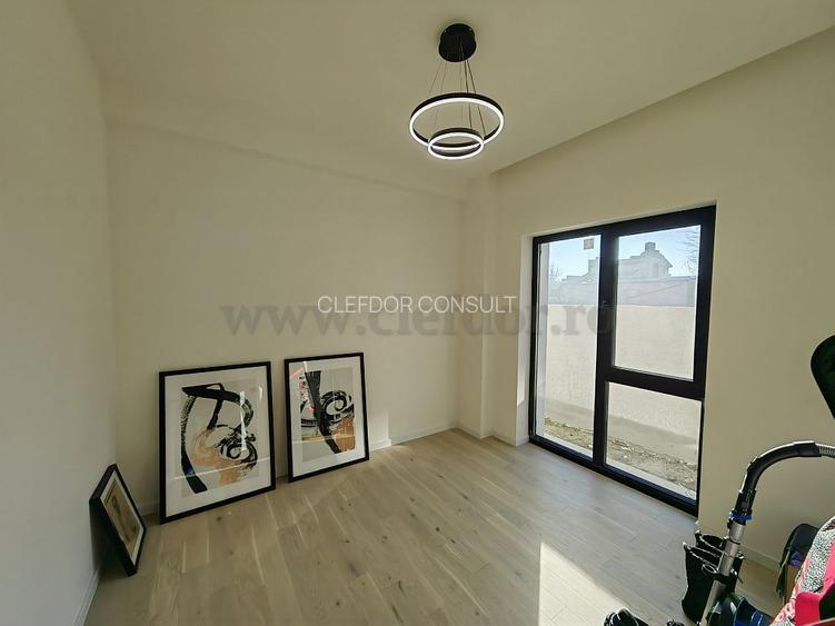 VILA cu PISCINA!!  Iancu Nicolae - 15