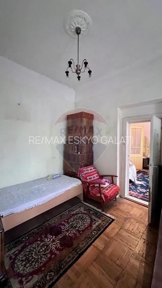 Casă / Vilă cu 3 camere de vânzare pe strada Domnească, Galați - 8