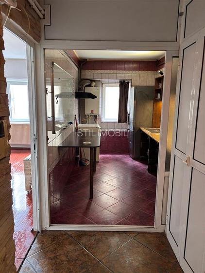 Apartament 3 camere Decomandat, et. 1, bulevard GARA - 149,900 EURO - 4