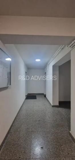 Studio-43 mp curte  gata de Mutare langa Metrou P.Poenaru - 2