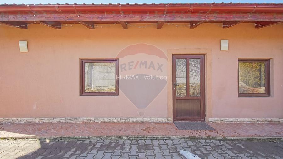 Comision 0 | Casă eficientă energetic, cu piscină, foișor și garaj - 21