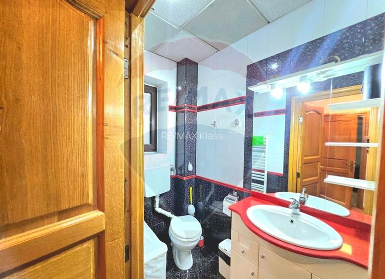 Casa 15 camere de vanzare zona Universitate + spatiu comercial parter - 20