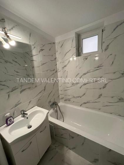 Piata Victoriei , Gara de Nord , Bulevardul Gheorghe Duca - 14