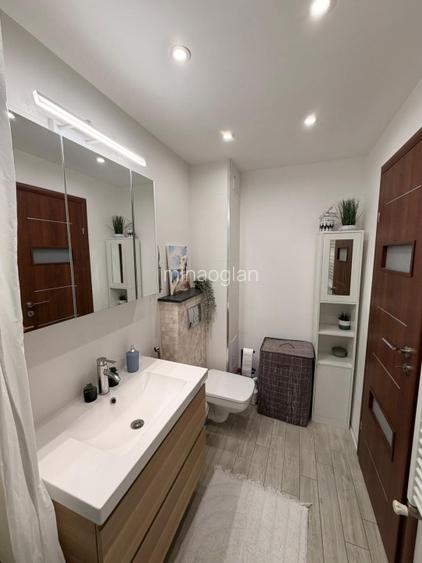Apartament cu 3 camere, decomandat,renovat, direct proprietar, str. Badea Cartan - 5