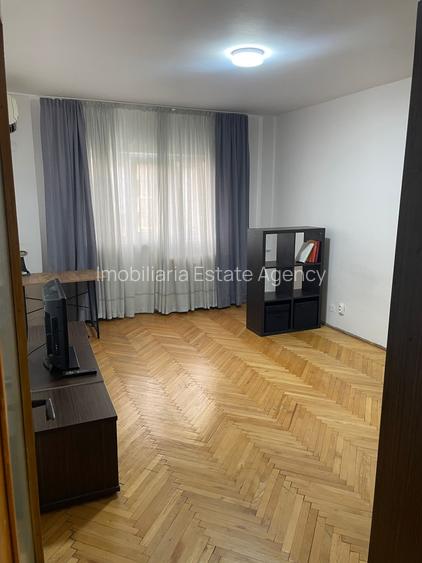 Garsoniera Dristor, 4 minute de metrou, stradal, mobilată si utilată complet - 2