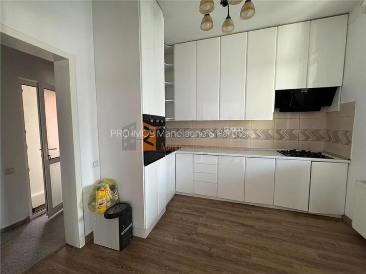 Casa sau Spatiu comercial  in zona magazinelor satesti - 7