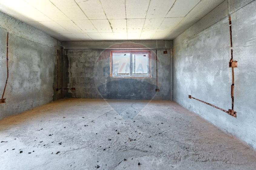 Aparthotel / Clădire 24-28 unități lângă viitoarea stațiune Nibiru