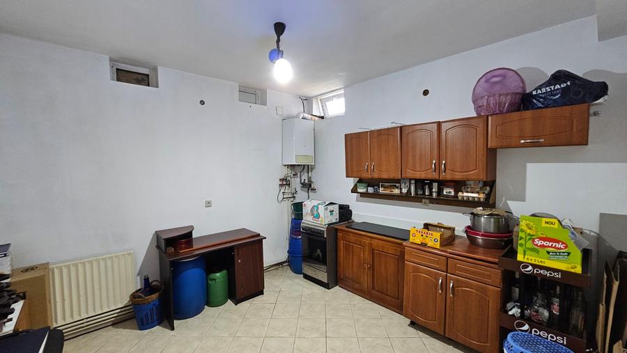 GH.DOJA - Piata Mihai Viteazul - spatiu birouri - D+P+1E+M - 230000 euro