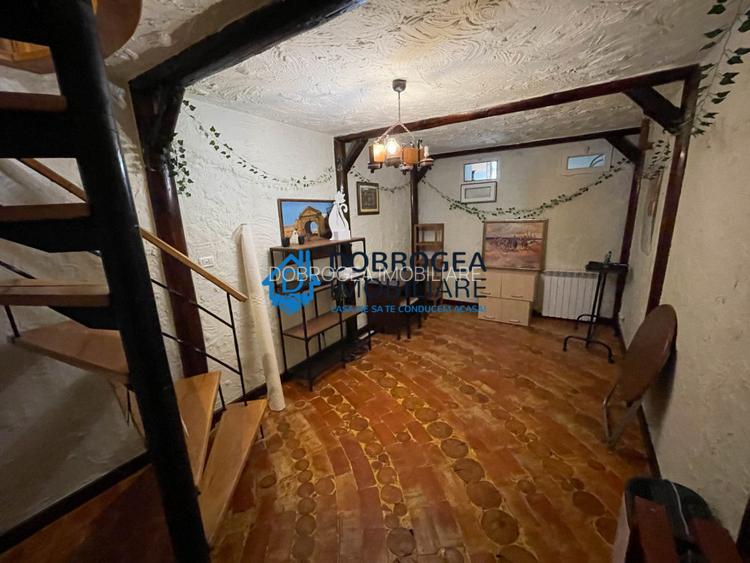  ZONA PECO- 3 CAMERE  MOBILAT SI UTILAT MODERN, GRADINA PRIVATA ,PARCARE - 11