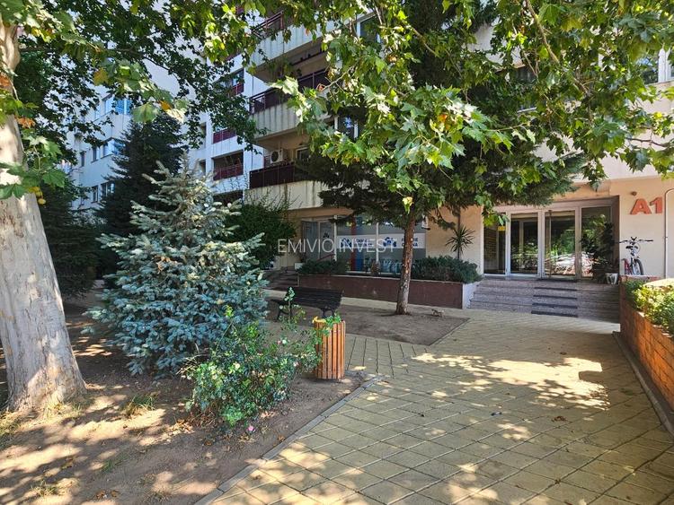Prelungirea Ghencea, Ansamblul Primavara - 2 camere, decomandat, 76 mp, parcare. - 3