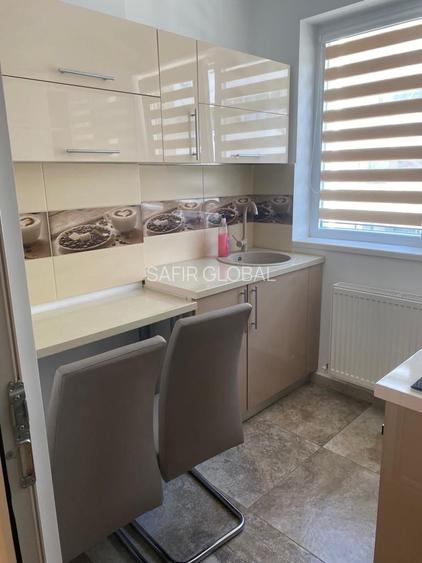 Inchiriez garsoniera Militari Rezidence LUX - 8