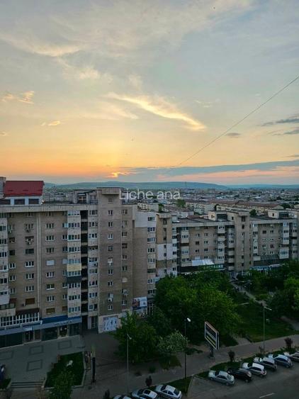 Proprietar, vând apartament 3 camere decomandate, 3 balcoane, 2 băi!  - 12