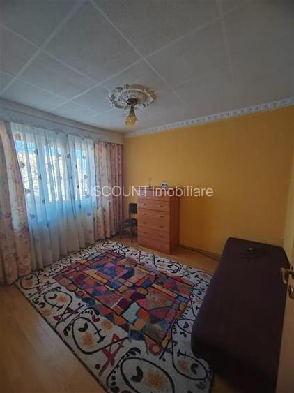 Apartament 3  camere zona Vest Piata Aurora - 4