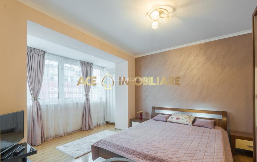 3 Camere de inchiriat | Universitate | Metrou | 74mp - 2