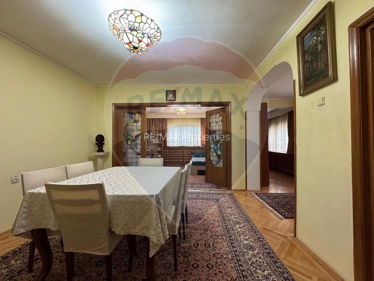 Casă / Vilă de inchiriat Sos Industriilor/Republica - 10