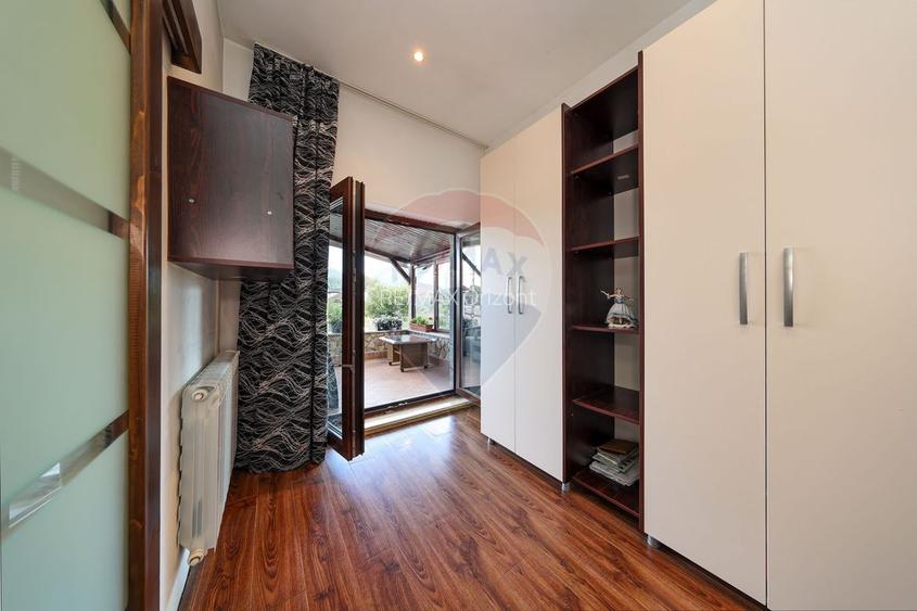 Conac, proprietate unica, in mijlocul naturii, Sacele! - 46