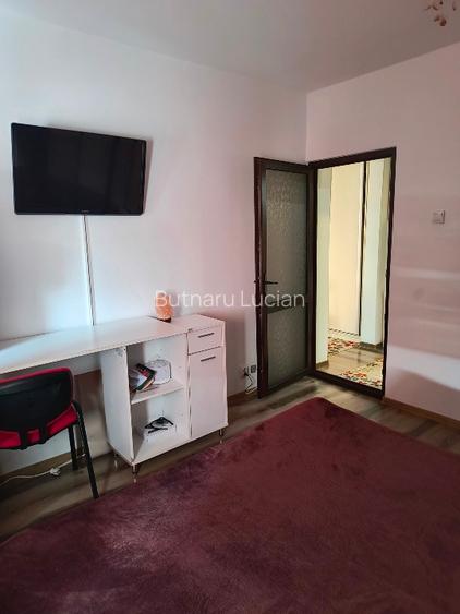 Închiriez apartament cu două camere, mobilat și utilat,loc de parcare - 6