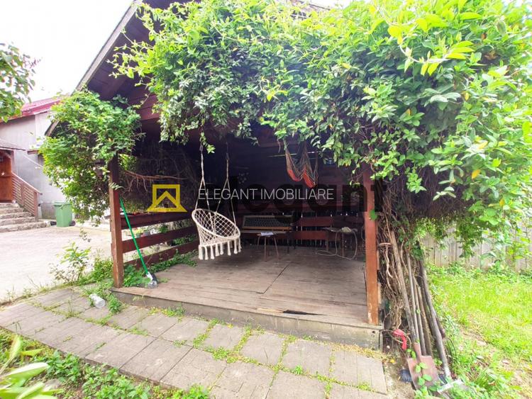 Casa cu spatiu comercial la strada principala, 216 mp utili, Izvor - 2