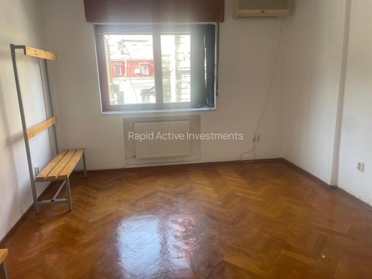 Universitate 4 camere liber 2 gr ,balcon terasa etaj 1 - 7