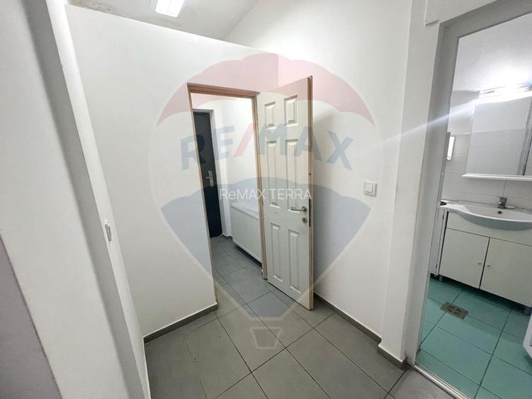 De inchiriat spațiu comercial pentru diverse afaceri - 15