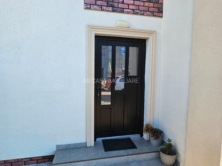 Casă înșiruită nouă, P+E, 2 locuri de parcare, în Giarmata (TM), comision 0 - 23